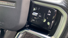 Land Rover Range Rover Evoque 1.5 P300e R-Dynamic SE 5dr Auto Hatchback